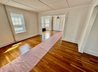 54 1st St #1, Norwalk, CT