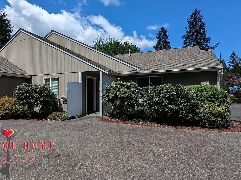 2431 Tyndell Cir SW #2431 — Photo 60