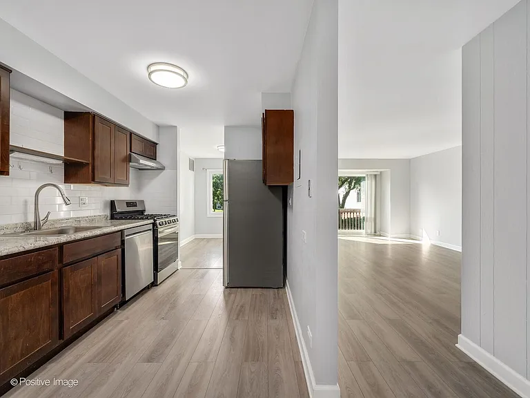 3018 Roberts Dr #8 — Photo 10
