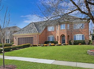 1221 Saint William Dr, Libertyville, IL
