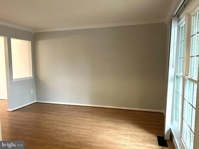 3 bed, 4.0 bath, 1538 sqft, $2,700 — Photo 3