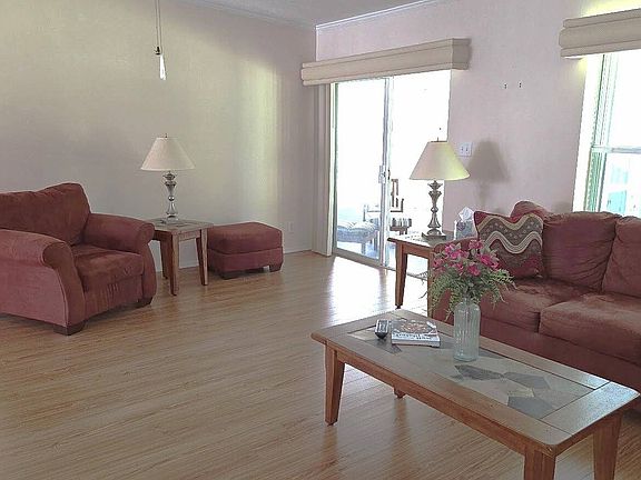 4th image of 11 Claremount Dr