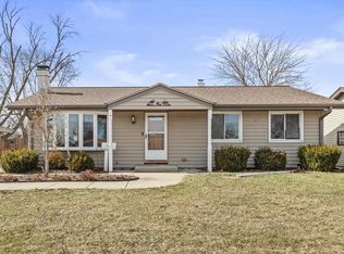 8204 15th AVENUE, Kenosha, WI 53143