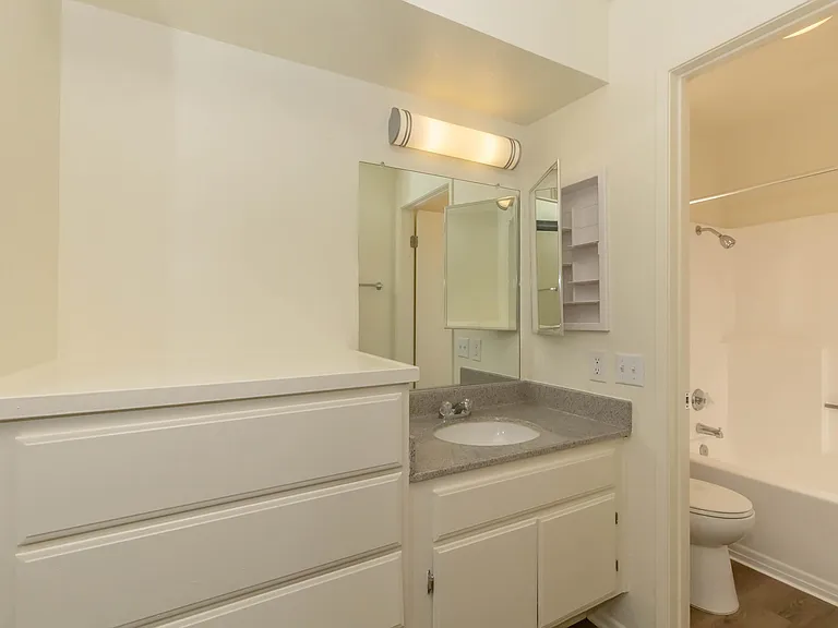 Westridge Apartment Homes — Photo 24