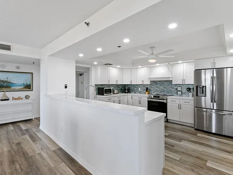 5047 N Highway A1A #404 — Photo 14