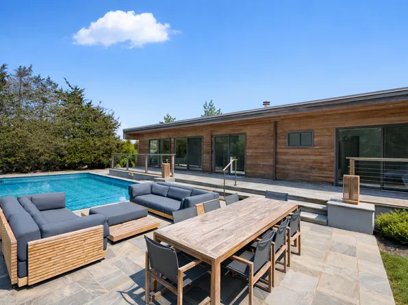 47 Deerfield Ln, Amagansett, NY 11930