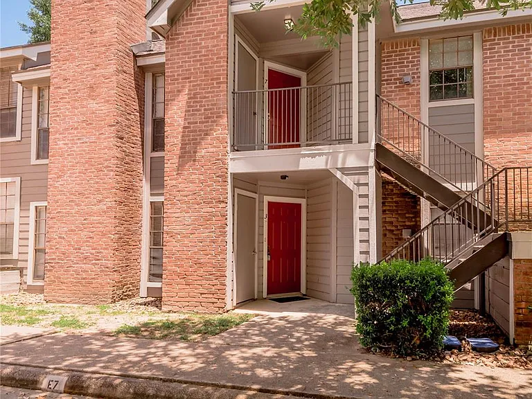 2401 Sycamore Ave #E3 — Photo 24