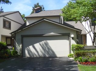 2611 Smith St, Rolling Meadows, IL 60008