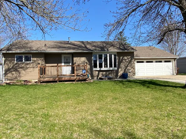 483 High St, Emmons, MN 56029