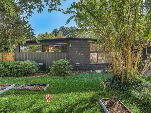 327 Meadowbrook Ln, Shreveport, LA 71105