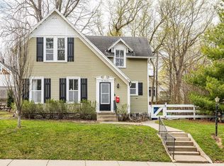 214 Bell St, Excelsior, MN 55331