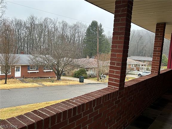 4th image of 110 White Bell Cir