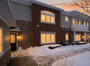 5635 Arbor Chase Dr, Ann Arbor, MI