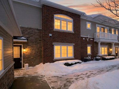 5635 Arbor Chase Dr, Ann Arbor, MI, 48103
