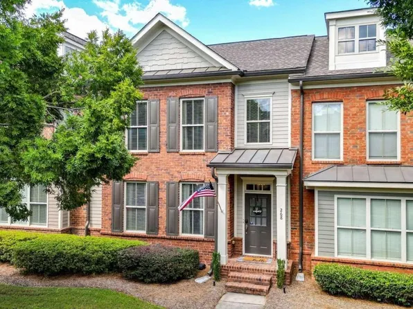 268 S Village Sq, Canton, GA 30115