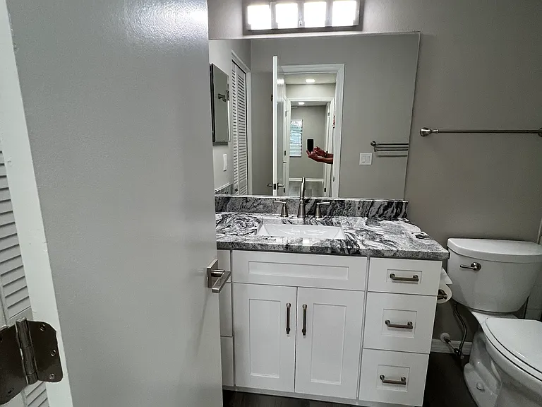 745 James St #201 — Photo 11