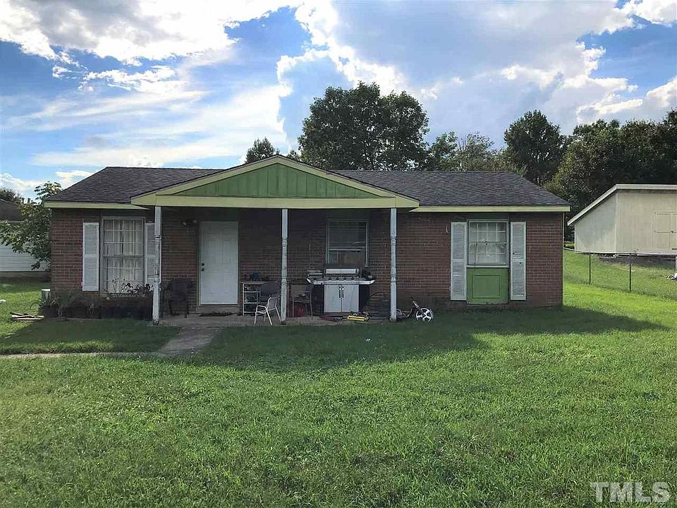 1st image of 3040 Wedgedale Dr