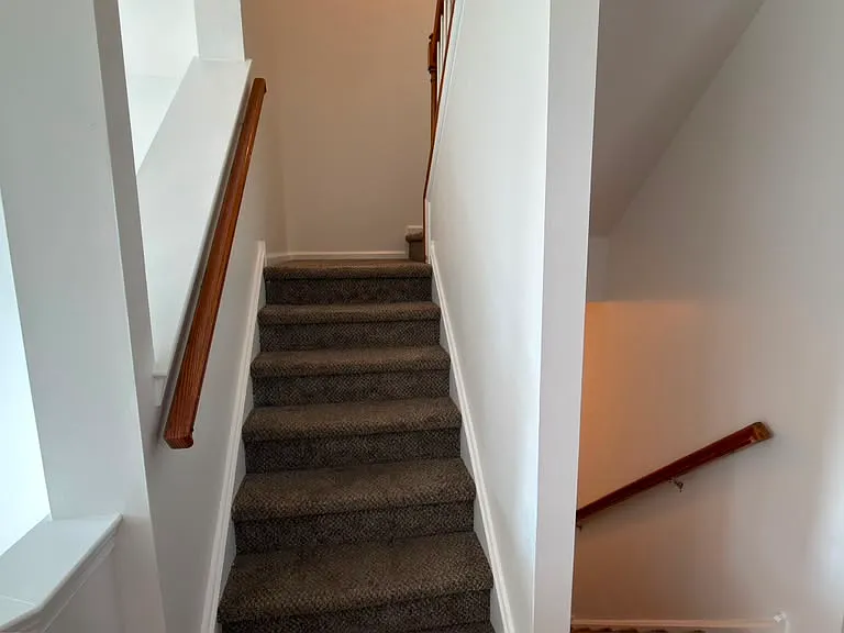1071 King Way — Photo 11