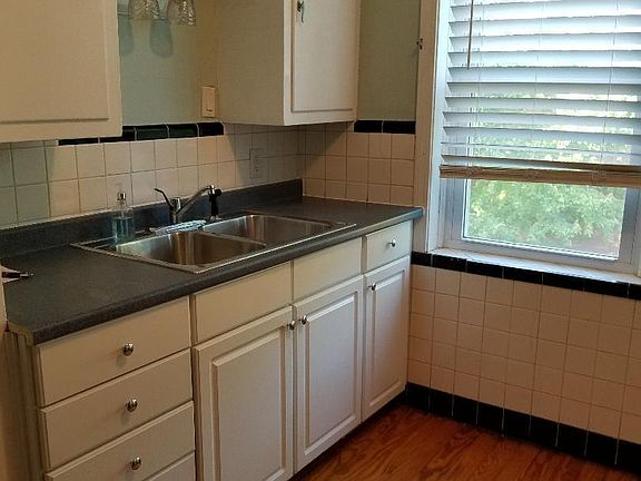4th image of 5458 Loughborough Ave