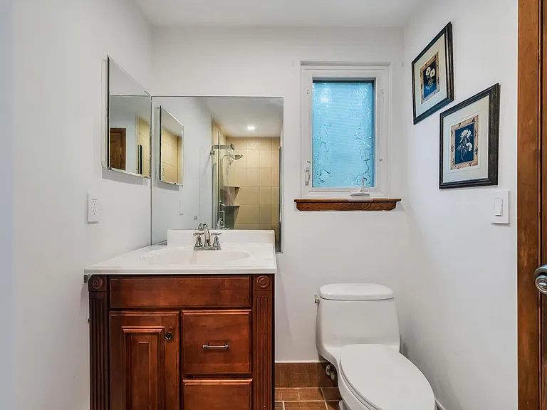 10 Harbor View Ln — Photo 39