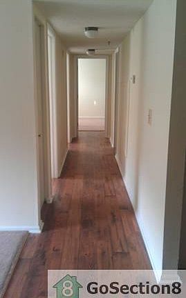 4th image of 2319 College Dr