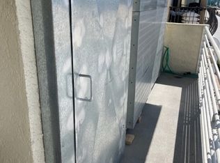 72 The Strand APT 2, Hermosa Beach, CA 90254
