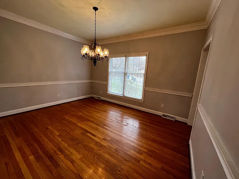 1100 Stowbridge Ln — Photo 19