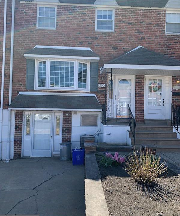 1st image of 12506 Medford Pl