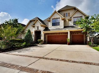 6714 Hathaway Ln, Sugar Land, TX 77479