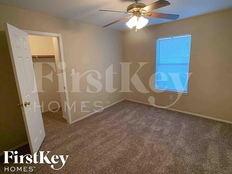 9342 Bowmore Ct — Photo 21