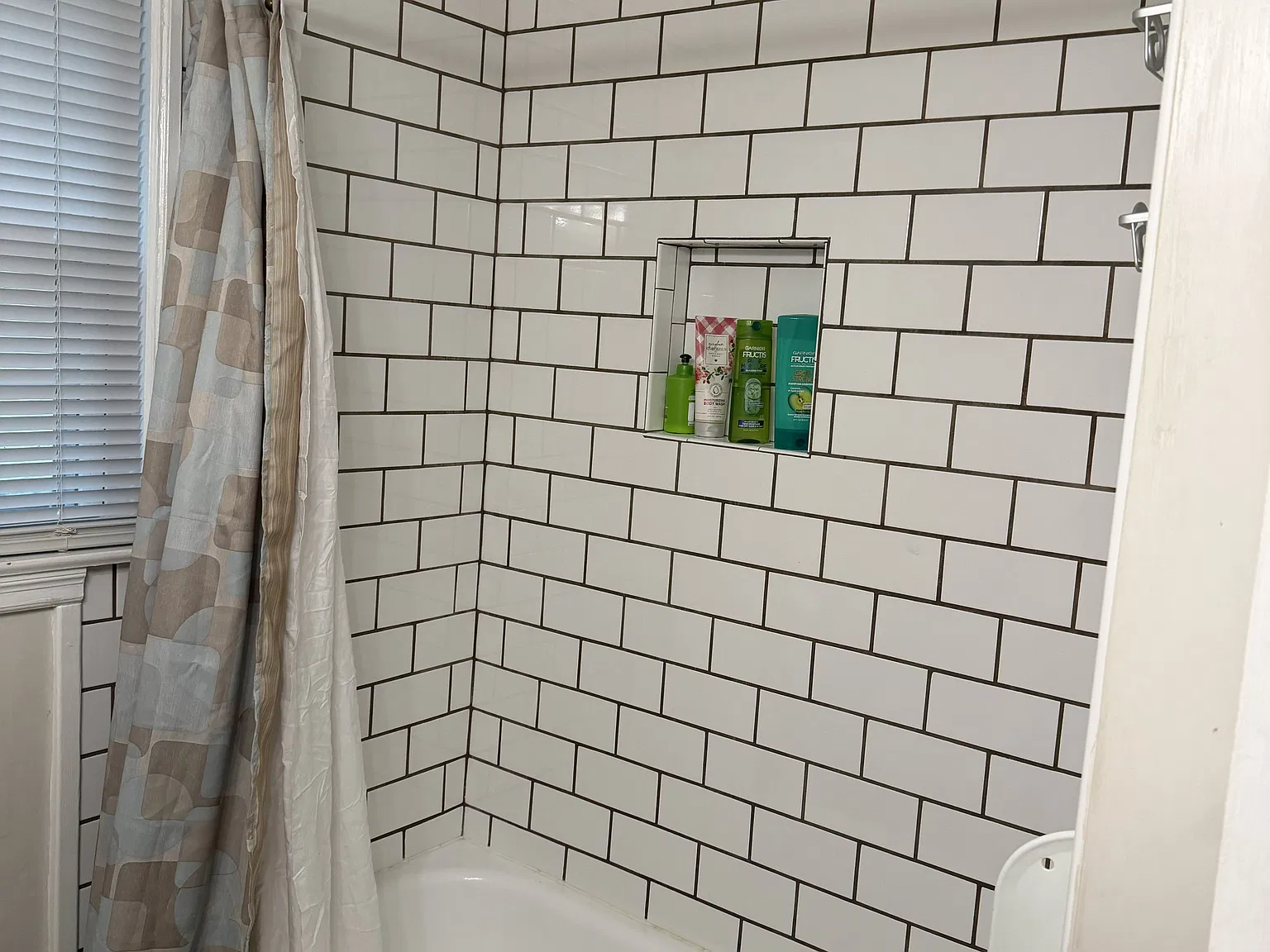2 bed, 774 sqft, $1,950 — Photo 3