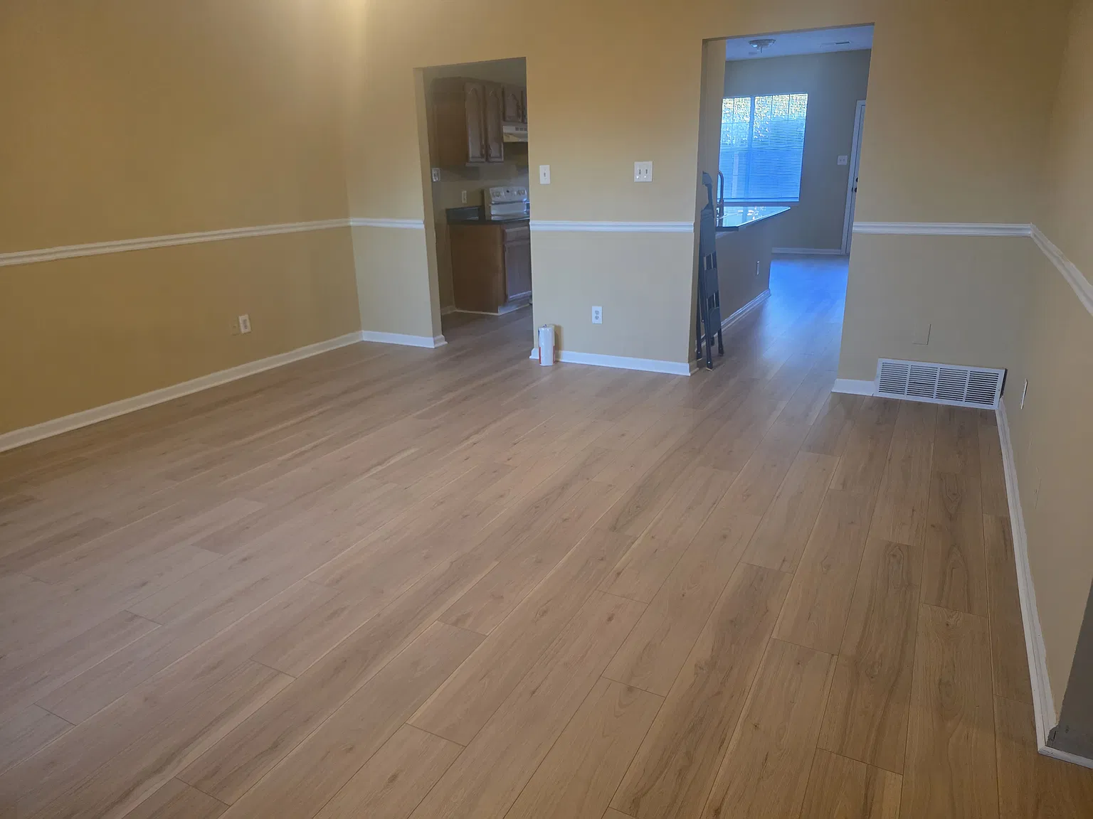 3 bed, 1390 sqft, $1,795 — Photo 2