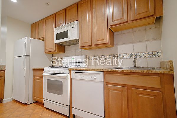 1st image of 2821 Astoria Blvd APT 3B