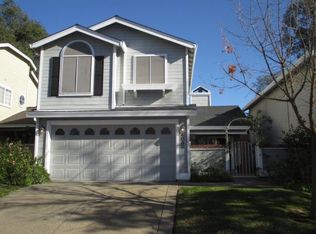 4040 Eastwood Village Ln, Carmichael, CA