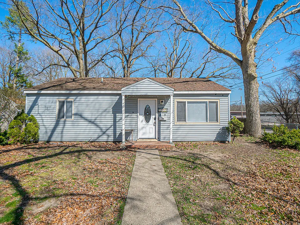 2294 Austin St