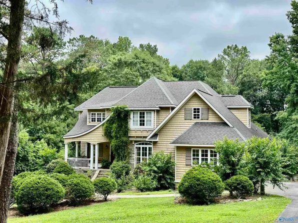 29 Hickory Ridge Dr, Glencoe, AL 35905