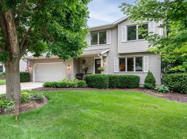 811 Devonshire Road, Stoughton, WI 53589
