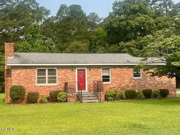 111 N Fort Street, Pikeville, NC 27863