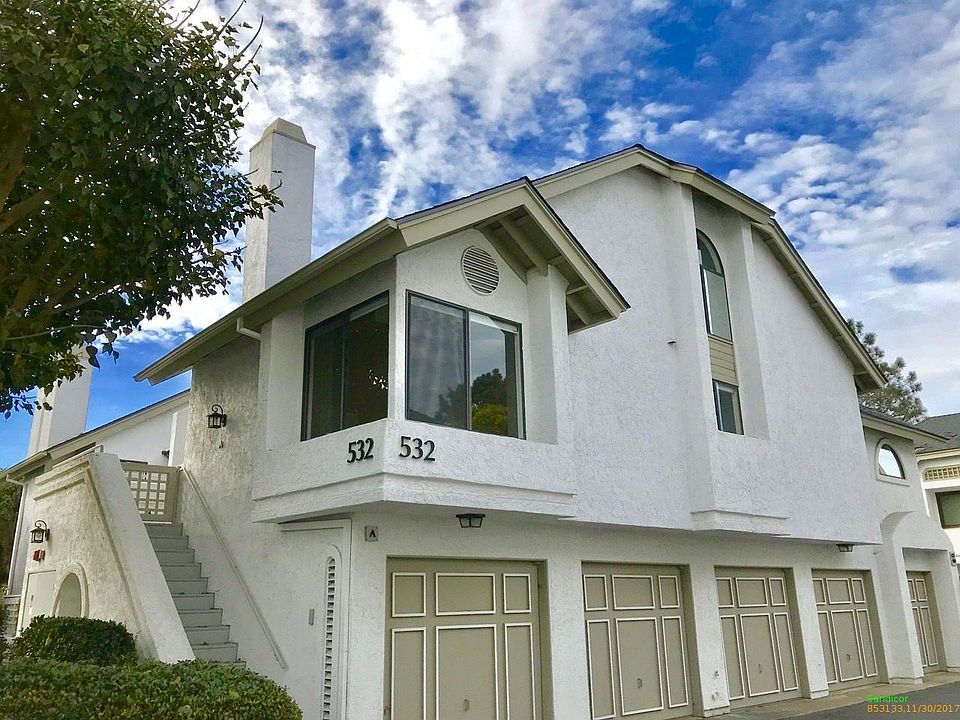 2nd image of 532 Via De La Valle Unit A