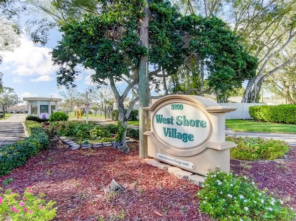 3346 39th St S APT A, Saint Petersburg, FL 33711