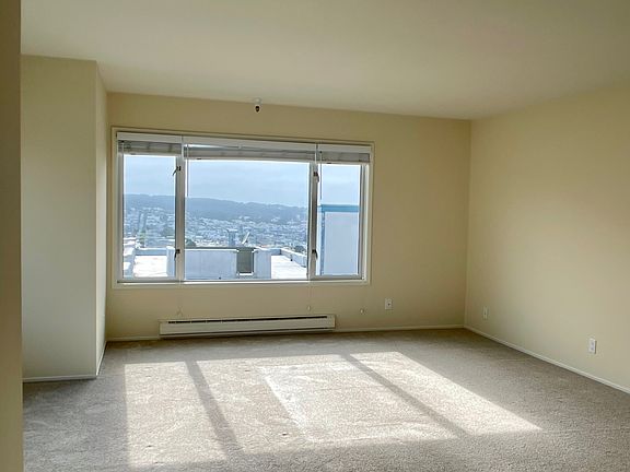 5th image of 2301 Larkin St APT 202
