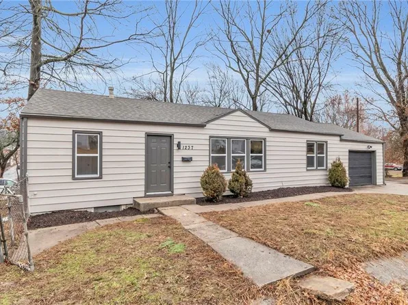 1237 S Claremont St, Independence, MO 64052