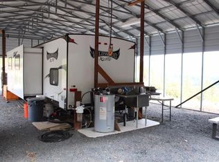 2120 Crowfoot Rd, Eagle Point, OR 97524