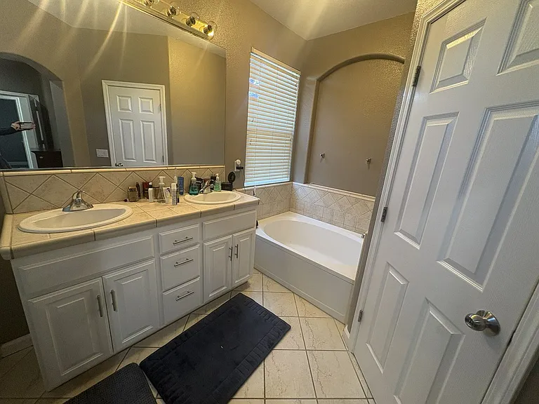 9745 W Taron Dr — Photo 20