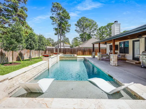 12010 Rainforest Ln, Montgomery, TX 77356