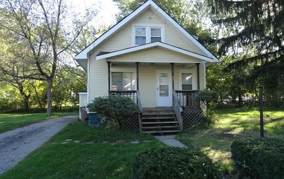 1st image of 80 N Roselawn St