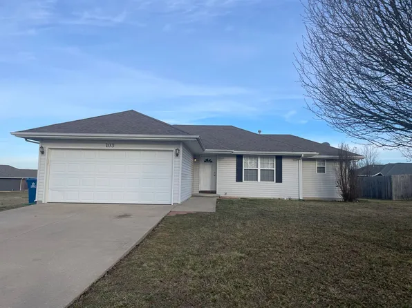 103 Spruce Ave, Clever, MO 65631