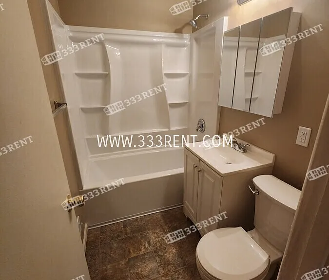 11012 Newton Ave — Photo 7