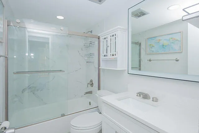 301 Croton Ave #303 — Photo 11