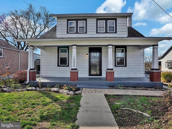 2nd image of 1855 Grace Ave